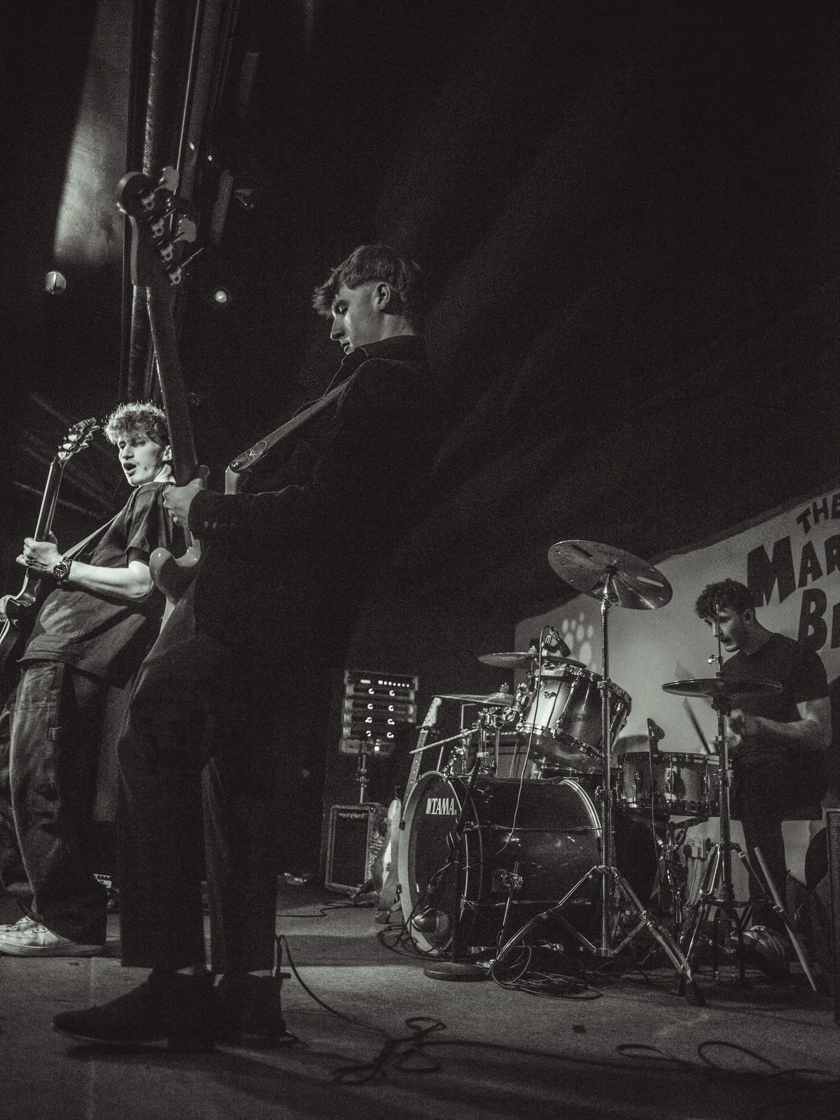 Redskies live photo