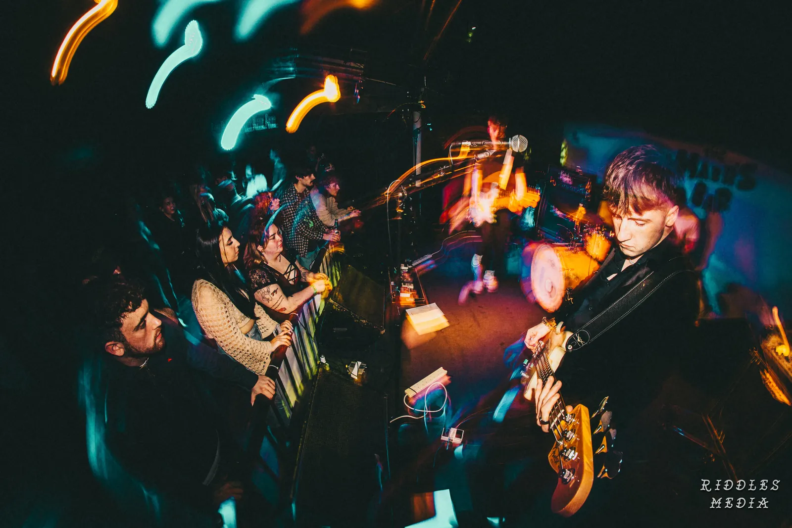 Redskies live photo