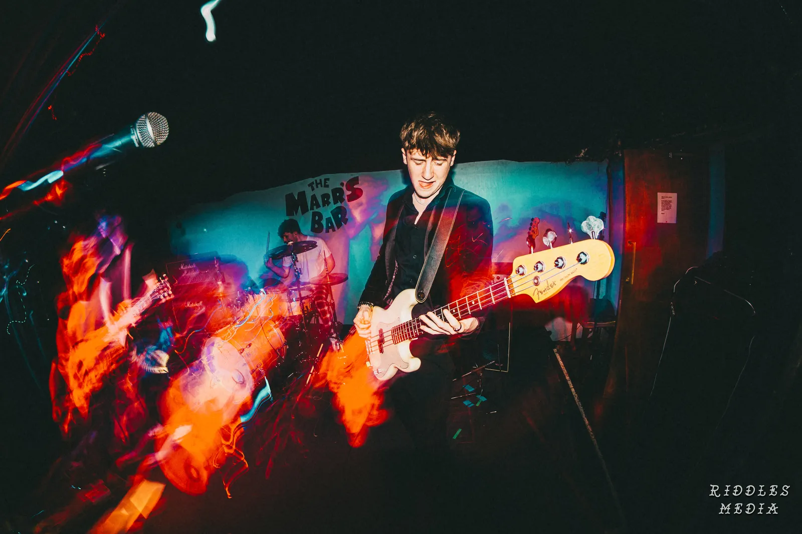 Redskies live photo
